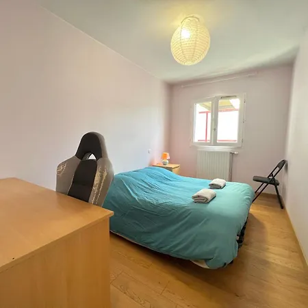 Apartment L'equinoxe, T4 Avec Parking En Centre Poitiers