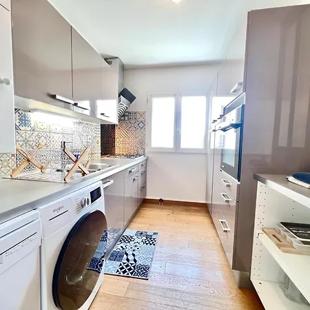 Apartment L'equinoxe, T4 Avec Parking En Centre Poitiers