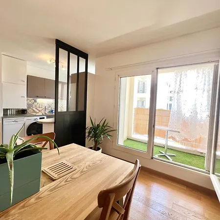 Apartment L'equinoxe, T4 Avec Parking En Centre